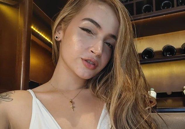 Gabriela, 24 años